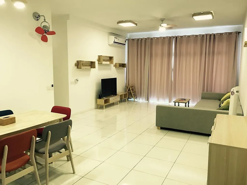 Wewe Homestay - Skyloft@Bukit Indah Johor Bahru