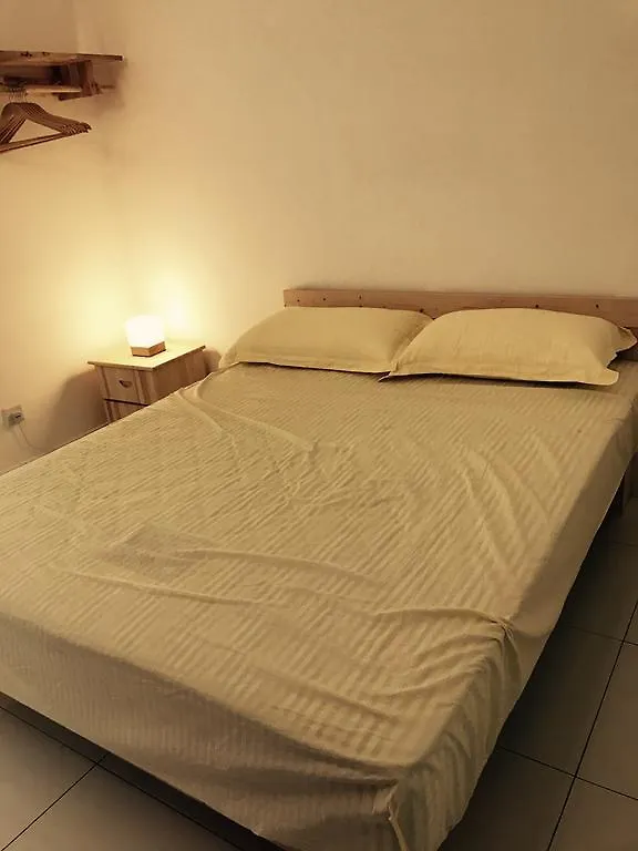 Wewe Homestay - Skyloft@Bukit Indah Johor Bahru Apartment